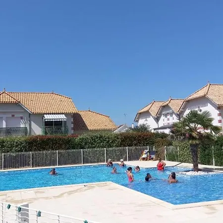 Feriehus Maison A Avec Piscine, Wifi Et Parking, 4 Personnes - Fr-1-540-145 Notre-Dame-de-Monts